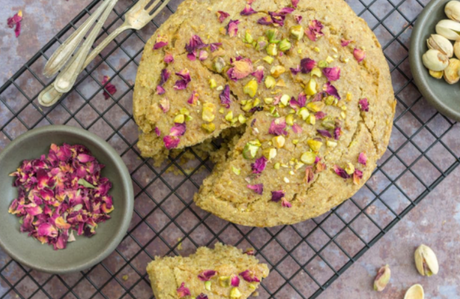 Warm Almond and Pistachio Sponge Recipe